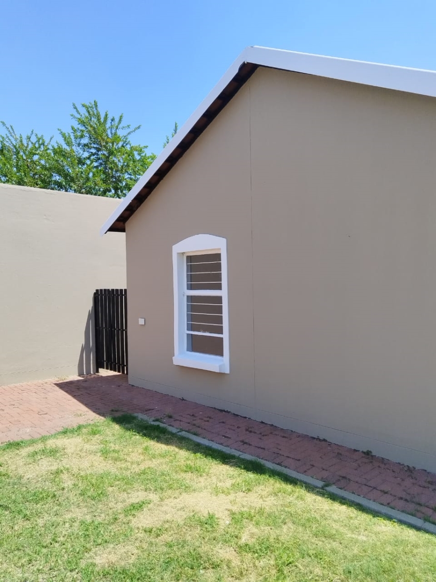 2 Bedroom Property for Sale in Brits North West